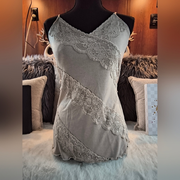 Volume One Tops - Y2K Original Vintage Lace Tank Top